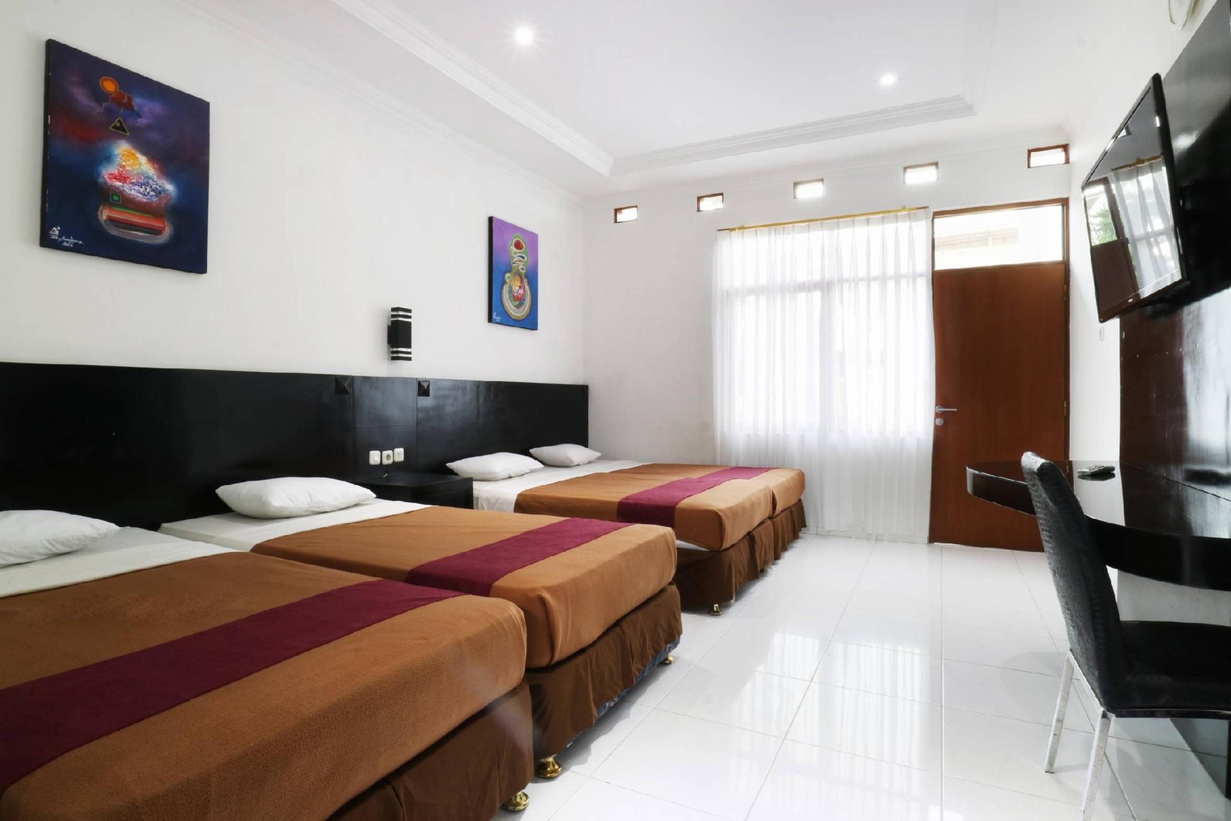 Narima Resort Hotel Lembang Exteriör bild