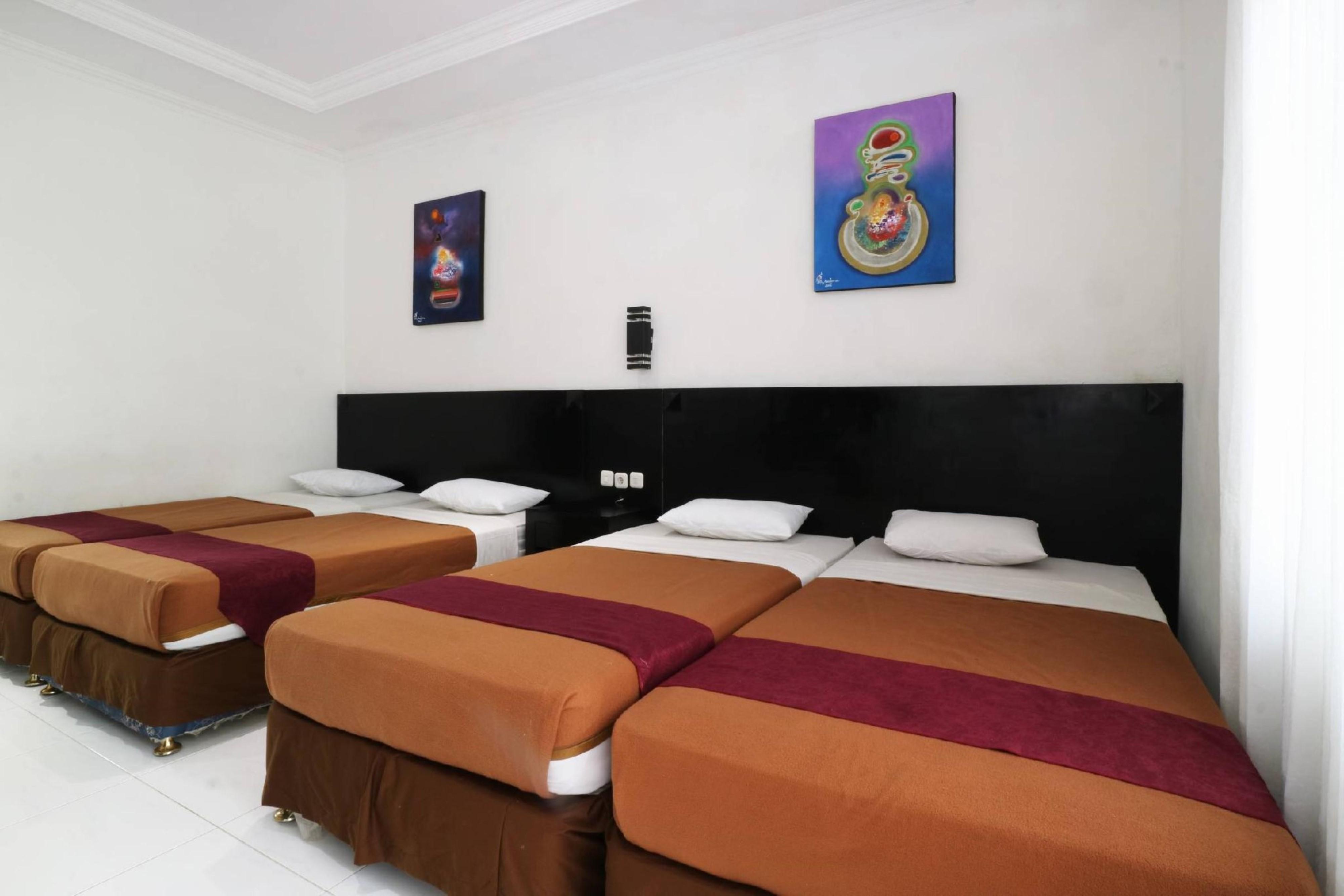 Narima Resort Hotel Lembang Exteriör bild
