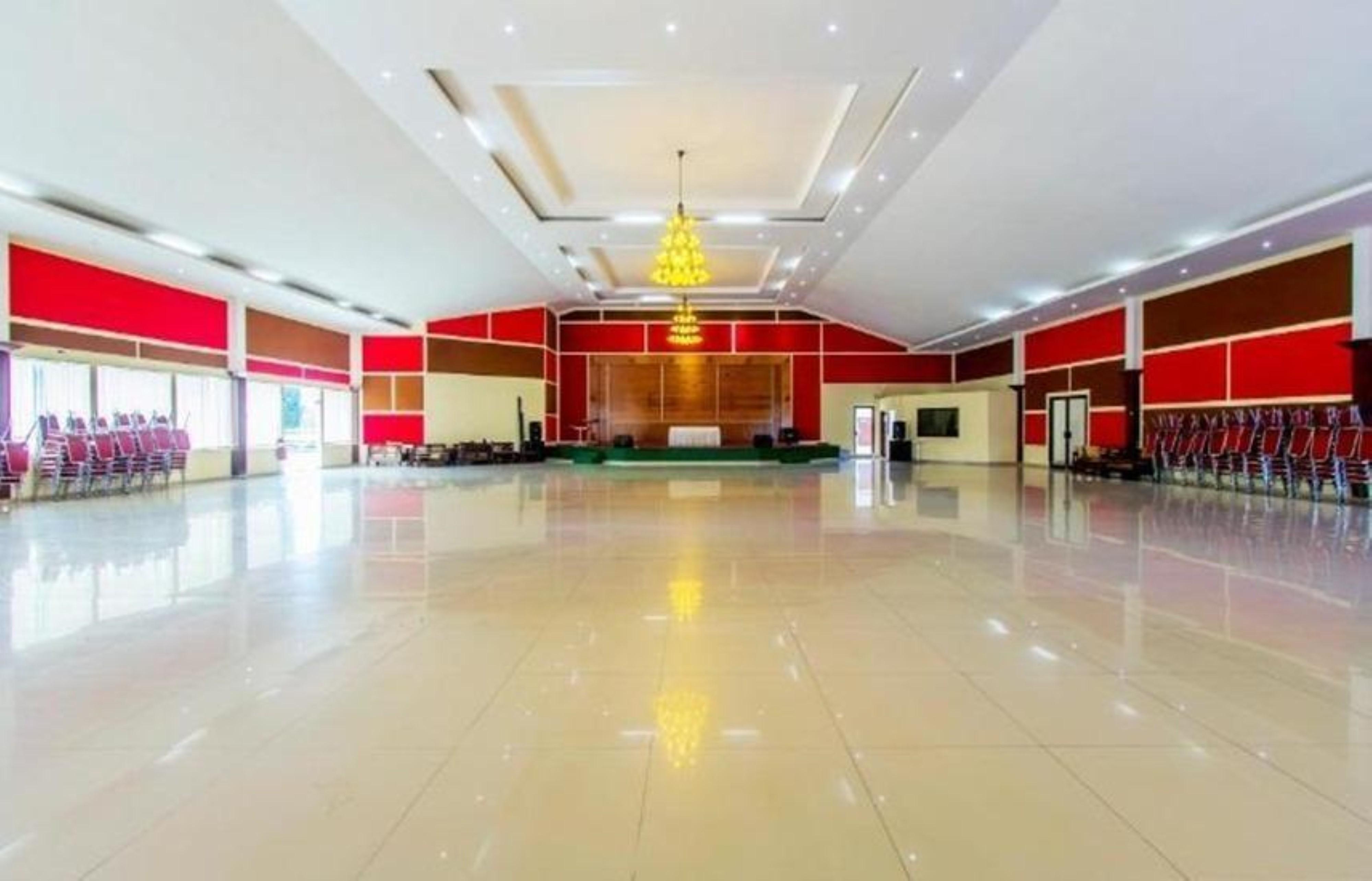 Narima Resort Hotel Lembang Exteriör bild