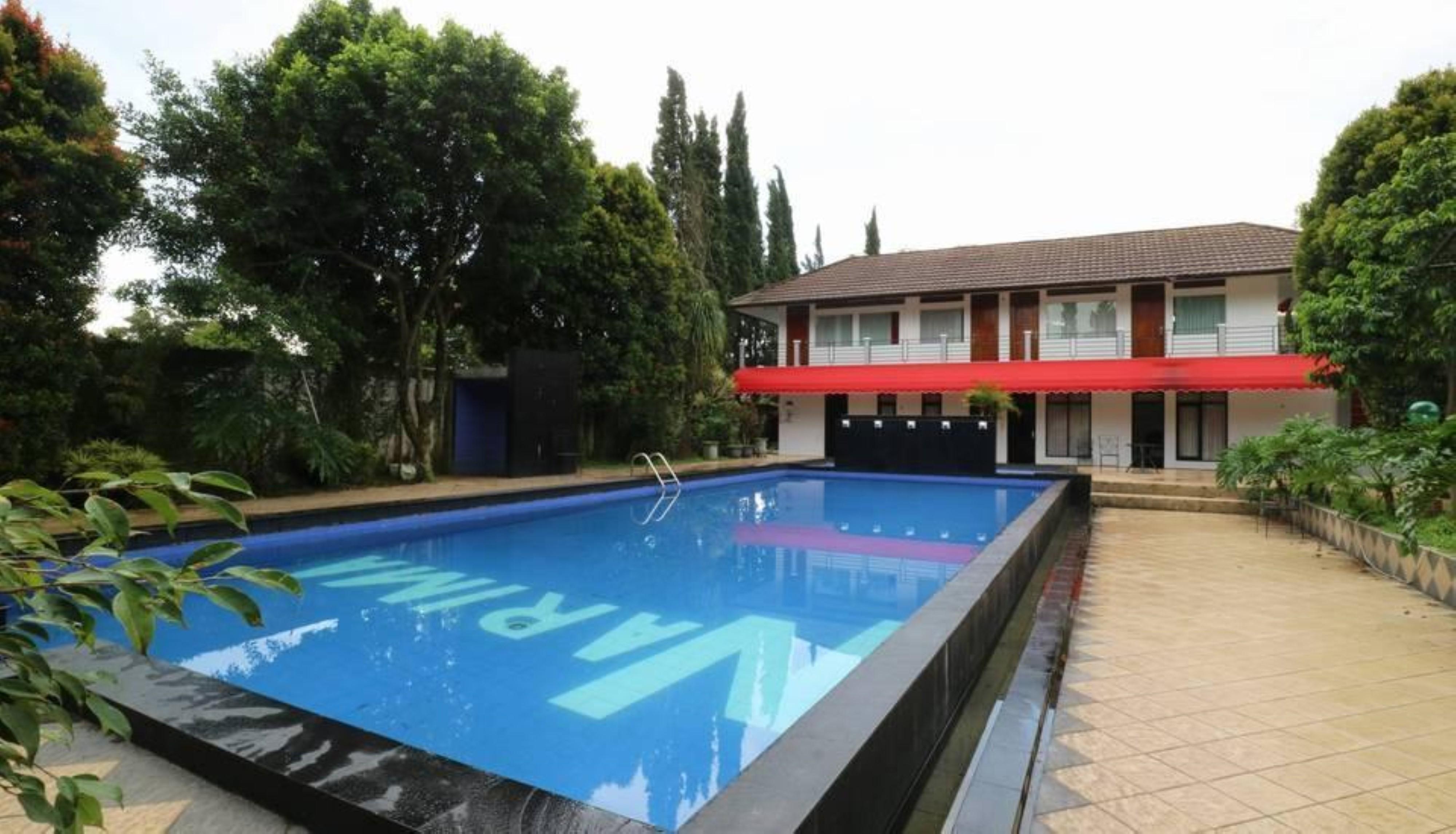 Narima Resort Hotel Lembang Exteriör bild