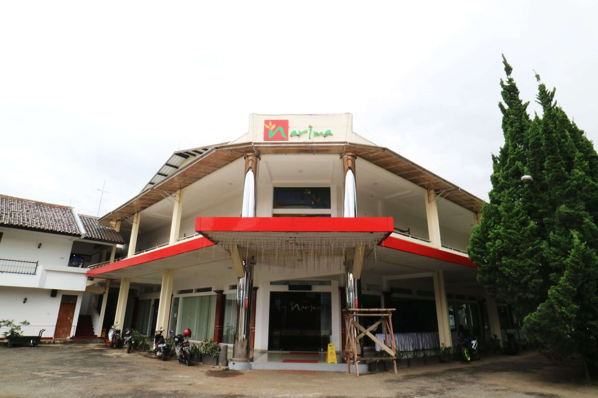 Narima Resort Hotel Lembang Exteriör bild